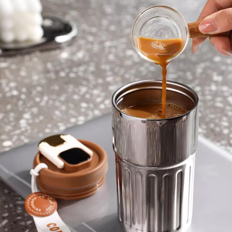 ☕ Kaffeebecher mit LED-Temperaturanzeige – digitaler Thermo-Becher mit Display, wiederaufladbar, ideal für Büro, Zuhause & unterwegs