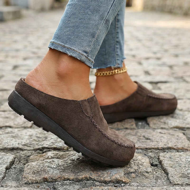 🎉Neuheiten 2026 – 50% RABATT!👡 Damen-Breite Mules-Hausschuhe: Slip-On + Stützende Sohle – retro & bequem für Frühling/Herbst