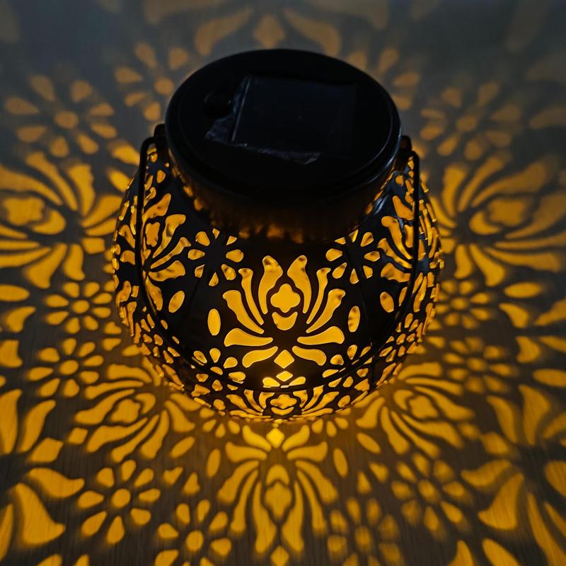 Solar Gartenlaterne aus Metall mit floralem Muster – Rundes Design für Terrasse & Rasen🌅🌙