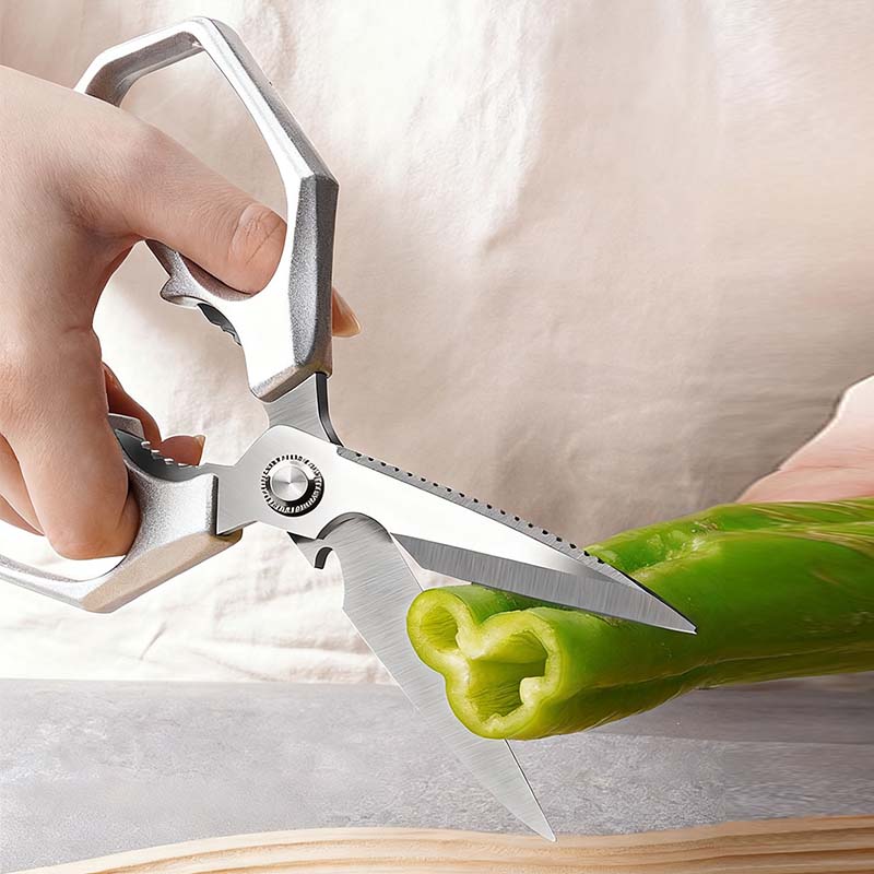 Multifunktionale Küchenschere – Robust, Vielseitig und Leistungsstark für den Alltag✂️👩‍🍳
