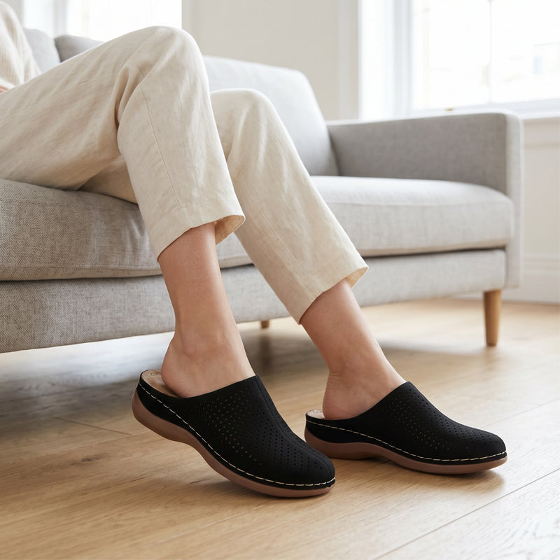 👡 50% RABATT! 🌸 Damen perforierte Slip-On Plateau-Pantoletten – Leicht, belüftet & perfekt für warme Tage – ideal für Zuhause, Strand oder schnelle City-Spaziergänge 🏖️