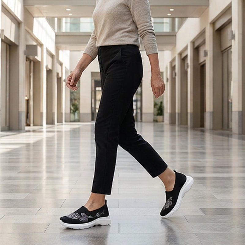 🦶🌿 Atmungsaktive Flyknit Slipper für Damen – leichte Hallenschuhe, rutschfest & bequem