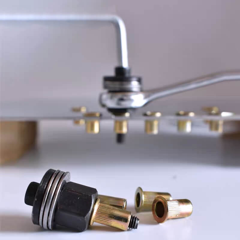 ✨50% Rabatt✨🔩 Nietgerätekopf & Gewindeeinsatz-Schutzkappe – Robust, passgenau & langlebig – Ideal für Blindniet- & Gewindeeinsatz-Werkzeuge ✨