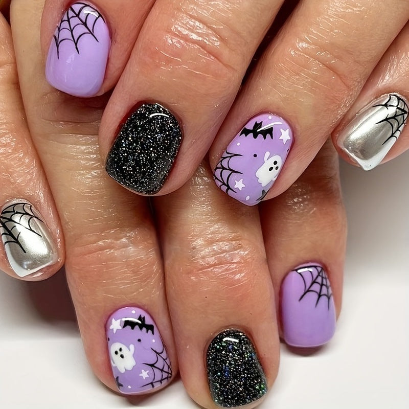 ✨ JETZT 50 % RABATT! !✨Halloween Aufklebe-Nagelset🎃, einfache Anwendung, viele gruselige Muster, perfekt für Halloween-Feste👻
